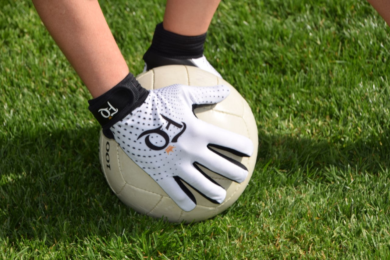 'Empower’ FQ GAA Glove White